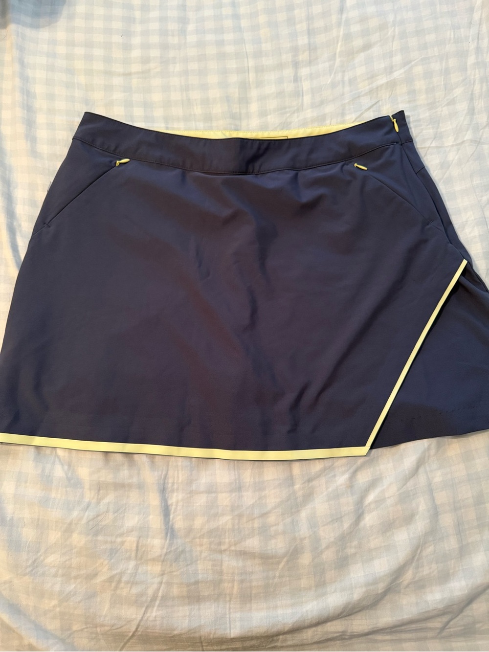Slazener  dark gray Size 12 Golf Athletic Skort with Yellow Trim